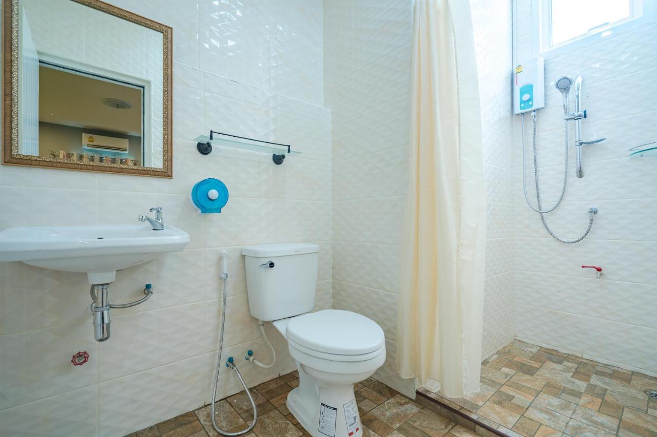 Penyos Residence Банкок Екстериор снимка